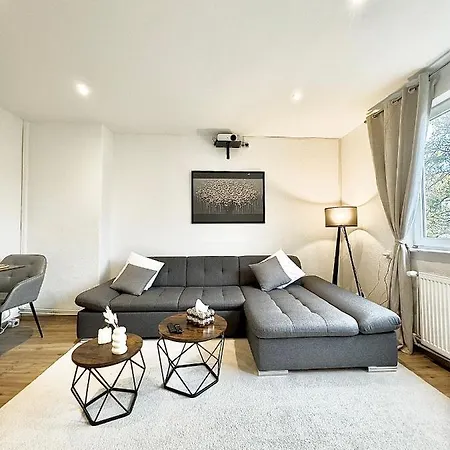 Regency - Traumhafte Zentrale 40m2 Mit Kinoleinwand, Wifi Und Netflix *