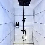 Apartament Regency - Traumhafte Zentrale 40m2 Mit Kinoleinwand, Wifi Und Netflix