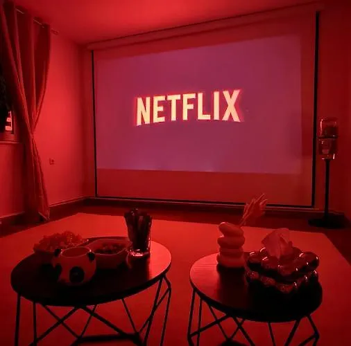 Regency - Traumhafte Zentrale 40m2 Mit Kinoleinwand, Wifi Und Netflix Апартаменты